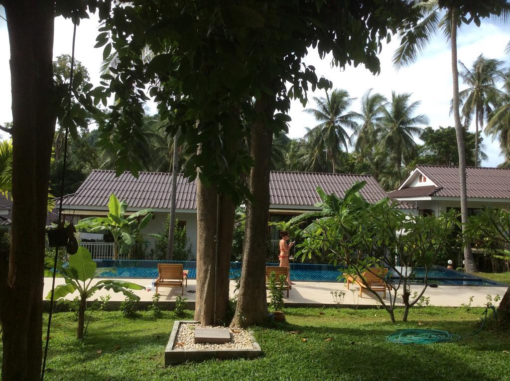 ホテル Baan Nai Suan ボプート エクステリア 写真